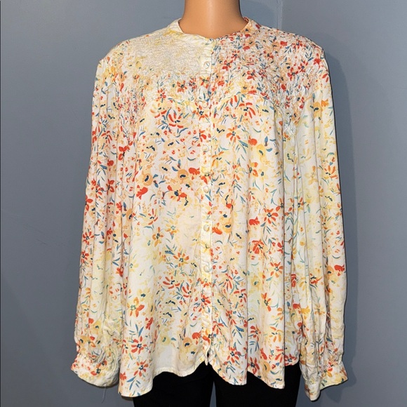Time and Tru Tops - Time & Tru Floral Long Sleeve Smocked Top - Size XXL